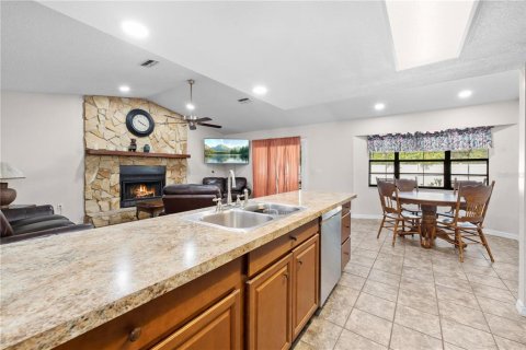 House in Spring Hill, Florida 3 bedrooms, 161.09 sq.m. № 1822955 - photo 17