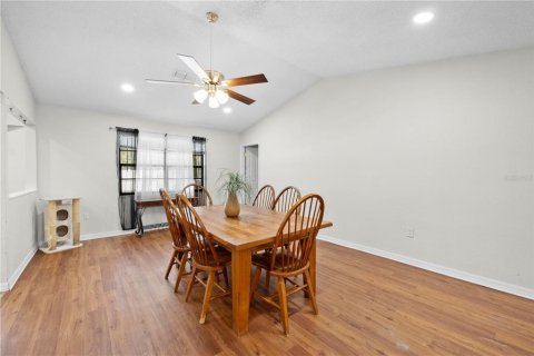 House in Spring Hill, Florida 3 bedrooms, 161.09 sq.m. № 1822955 - photo 13