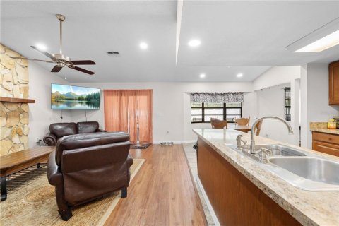 House in Spring Hill, Florida 3 bedrooms, 161.09 sq.m. № 1822955 - photo 26