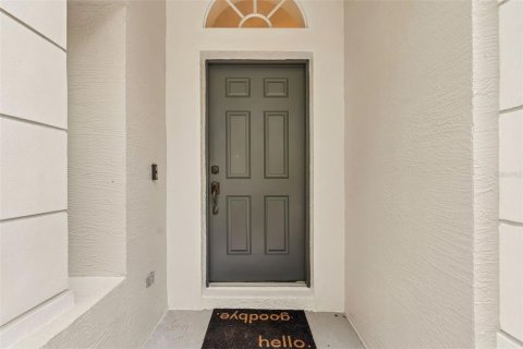 House in Lutz, Florida 3 bedrooms, 143.91 sq.m. № 2230697 - photo 5