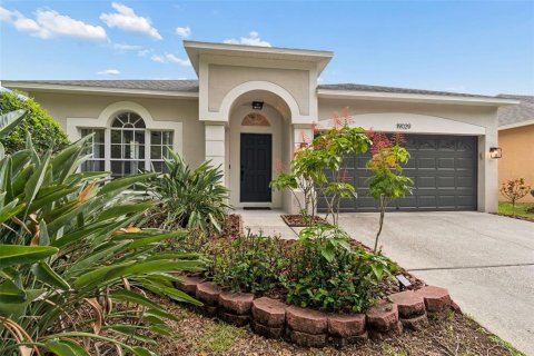 House in Lutz, Florida 3 bedrooms, 143.91 sq.m. № 2230697 - photo 3