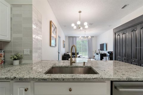 House in Lutz, Florida 3 bedrooms, 143.91 sq.m. № 2230697 - photo 25