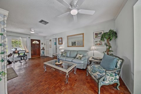 House in Fort Lauderdale, Florida 3 bedrooms, 120.4 sq.m. № 2087202 - photo 8