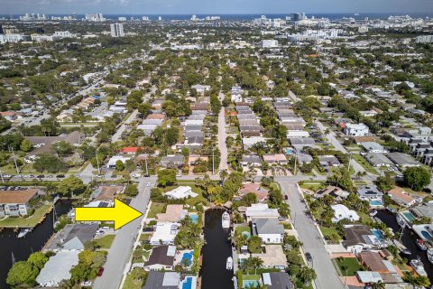 House in Fort Lauderdale, Florida 3 bedrooms, 120.4 sq.m. № 2087202 - photo 25