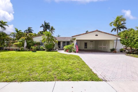 House in Fort Lauderdale, Florida 3 bedrooms, 120.4 sq.m. № 2087202