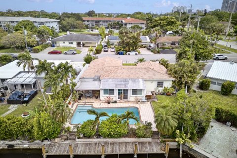 House in Fort Lauderdale, Florida 3 bedrooms, 120.4 sq.m. № 2087202 - photo 4