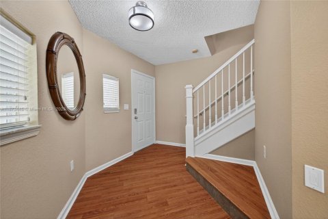 Купить таунхаус в Лодердейл-бай-те-Си, Флорида 2 спальни, 155.15м2, № 1898188 - фото 15