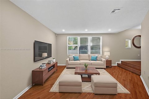 Купить таунхаус в Лодердейл-бай-те-Си, Флорида 2 спальни, 155.15м2, № 1898188 - фото 14