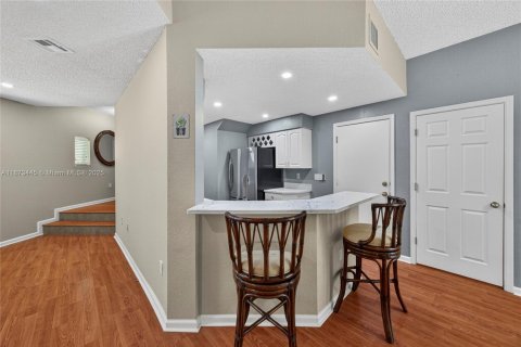 Купить таунхаус в Лодердейл-бай-те-Си, Флорида 2 спальни, 155.15м2, № 1898188 - фото 11