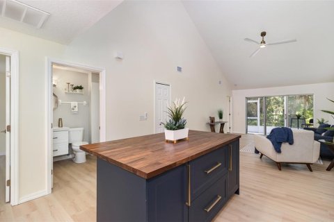 Condo in Melbourne Beach, Florida, 2 bedrooms  № 1877478 - photo 10