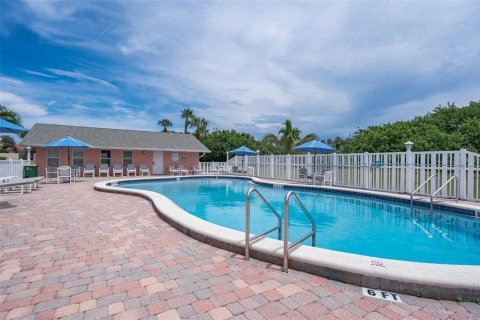 Condo in Melbourne Beach, Florida, 2 bedrooms  № 1877478 - photo 24