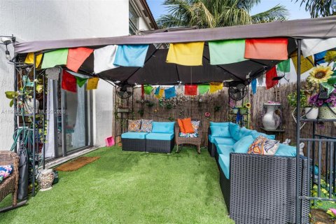 Touwnhouse à vendre à Homestead, Floride: 3 chambres, 151.24 m2 № 1996769 - photo 12