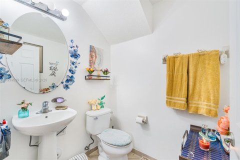 Touwnhouse à vendre à Homestead, Floride: 3 chambres, 151.24 m2 № 1996769 - photo 15