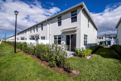 Touwnhouse à vendre à Stuart, Floride: 3 chambres, 151.62 m2 № 2260937 - photo 25