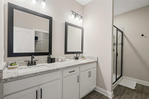 Villa ou maison à louer à Kissimmee, Floride: 4 chambres, 193.24 m2 № 2279723 - photo 14