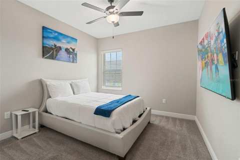 Villa ou maison à louer à Kissimmee, Floride: 4 chambres, 193.24 m2 № 2279723 - photo 23