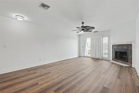 Купить таунхаус в Сент-Питерсберг, Флорида 3 комнаты, 147.25м2, № 2210961 - фото 6