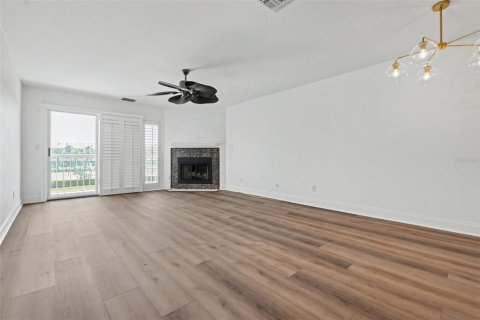 Купить таунхаус в Сент-Питерсберг, Флорида 3 комнаты, 147.25м2, № 2210961 - фото 4