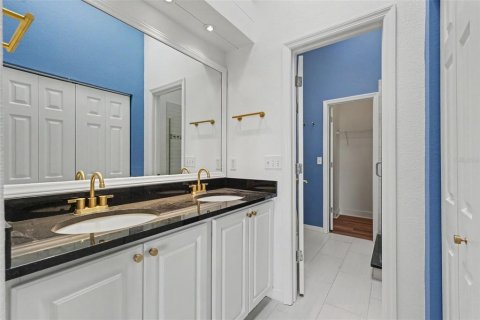 Купить таунхаус в Сент-Питерсберг, Флорида 3 комнаты, 147.25м2, № 2210961 - фото 22