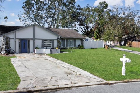 House in Kissimmee, Florida 4 bedrooms, 243.03 sq.m. № 1721745 - photo 16