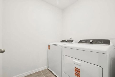 Adosado en alquiler en Clermont, Florida, 3 dormitorios, 137.96 m2 № 1822814 - foto 12