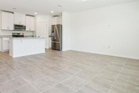 Adosado en alquiler en Clermont, Florida, 3 dormitorios, 137.96 m2 № 1822814 - foto 5