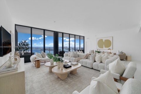 Condo in Miami, Florida, 4 bedrooms  № 1993792 - photo 2