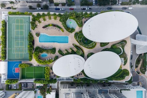 Condo in Miami, Florida, 4 bedrooms  № 1993792 - photo 25