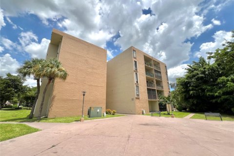 Copropriété à vendre à Miami, Floride: 1 chambre, 72.09 m2 № 1857139 - photo 20