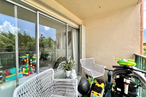 Copropriété à vendre à Miami, Floride: 1 chambre, 72.09 m2 № 1857139 - photo 11