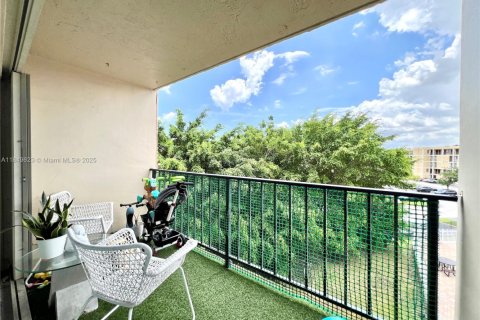 Copropriété à vendre à Miami, Floride: 1 chambre, 72.09 m2 № 1857139 - photo 10