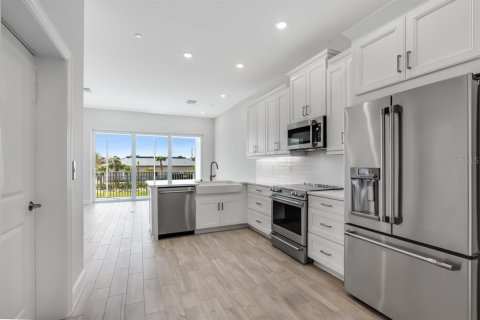 Copropriété à vendre à Punta Gorda, Floride: 4 chambres, 173.45 m2 № 1614912 - photo 7