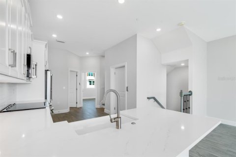 Copropriété à vendre à Punta Gorda, Floride: 4 chambres, 173.45 m2 № 1614912 - photo 6