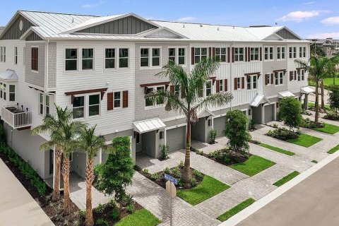 Copropriété à vendre à Punta Gorda, Floride: 4 chambres, 173.45 m2 № 1614912 - photo 1