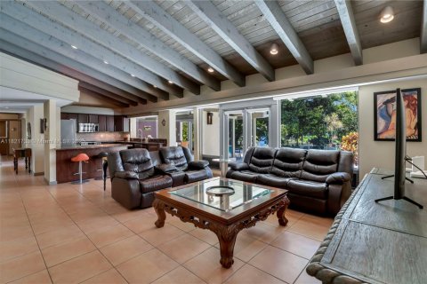 Casa en venta en Davie, Florida, 5 dormitorios, 368.91 m2 № 1794111 - foto 17