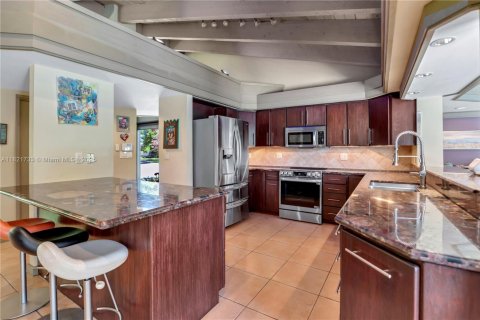 Casa en venta en Davie, Florida, 5 dormitorios, 368.91 m2 № 1794111 - foto 6