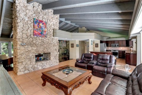 Casa en venta en Davie, Florida, 5 dormitorios, 368.91 m2 № 1794111 - foto 16