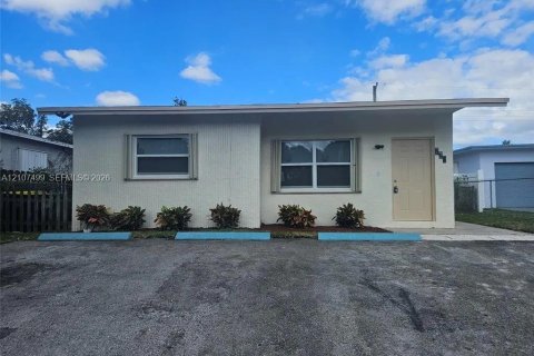Villa ou maison à Dania Beach, Floride 2 chambres, 162.11 m2 № 2421549