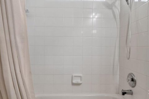 Casa en venta en Boynton Beach, Florida, 3 dormitorios, 140.19 m2 № 2366057 - foto 25
