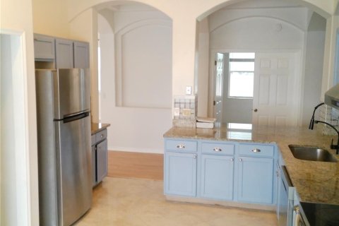 Villa ou maison à vendre à Oviedo, Floride: 4 chambres, 183.67 m2 № 2351869 - photo 4