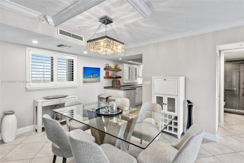 Condo in Jupiter, Florida, 2 bedrooms  № 1955311 - photo 9