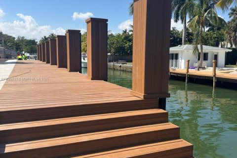 Terreno en venta en Miami, Florida № 1863951 - foto 8