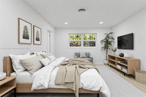 House in Hollywood, Florida 4 bedrooms, 207.36 sq.m. № 1892341 - photo 6