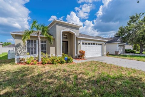 House in Ruskin, Florida 4 bedrooms, 183.11 sq.m. № 1840237 - photo 1