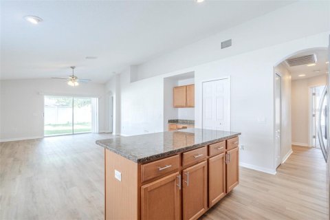 House in Ruskin, Florida 4 bedrooms, 183.11 sq.m. № 1840237 - photo 8