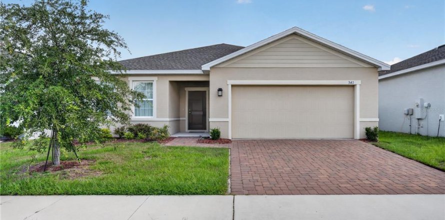 Casa en Mount Dora, Florida 3 dormitorios, 169.92 m2 № 2239735