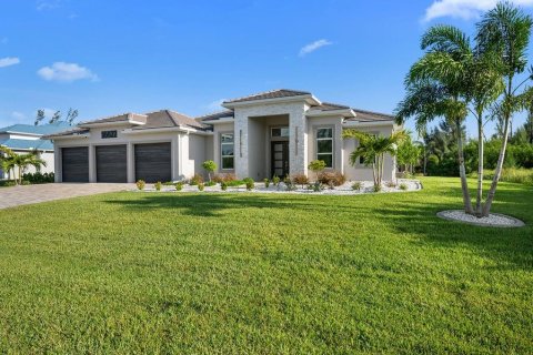 Casa en venta en Port Charlotte, Florida, 3 dormitorios, 228.91 m2 № 1906016 - foto 3