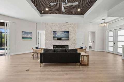 Casa en venta en Port Charlotte, Florida, 3 dormitorios, 228.91 m2 № 1906016 - foto 10