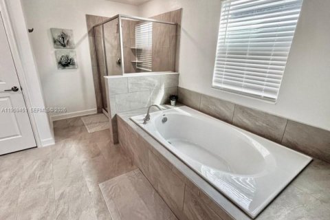 Casa en venta en Davenport, Florida, 6 dormitorios № 2029607 - foto 21