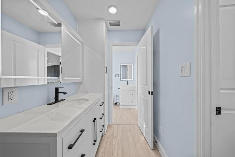 Casa en venta en Melbourne Beach, Florida, 3 dormitorios, 190.26 m2 № 2156096 - foto 14
